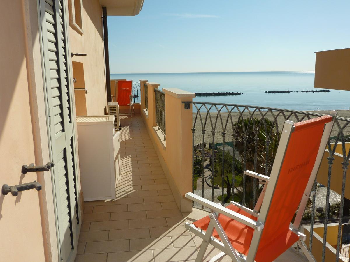 Beaurivage Aparthotel San Benedetto del Tronto Exterior foto
