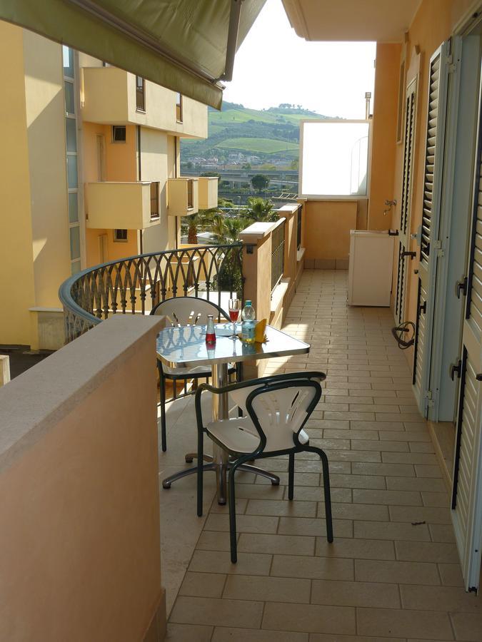 Beaurivage Aparthotel San Benedetto del Tronto Exterior foto