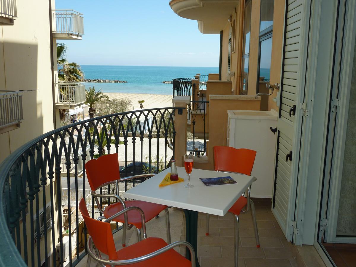 Beaurivage Aparthotel San Benedetto del Tronto Exterior foto